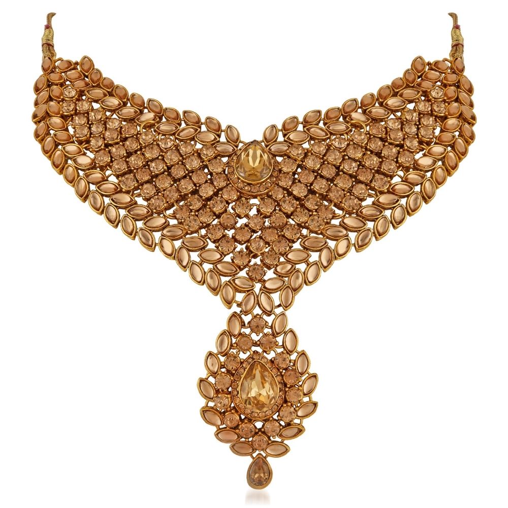 JewelMaze Exclusive Crystal Stone Bridal Jewellery Set