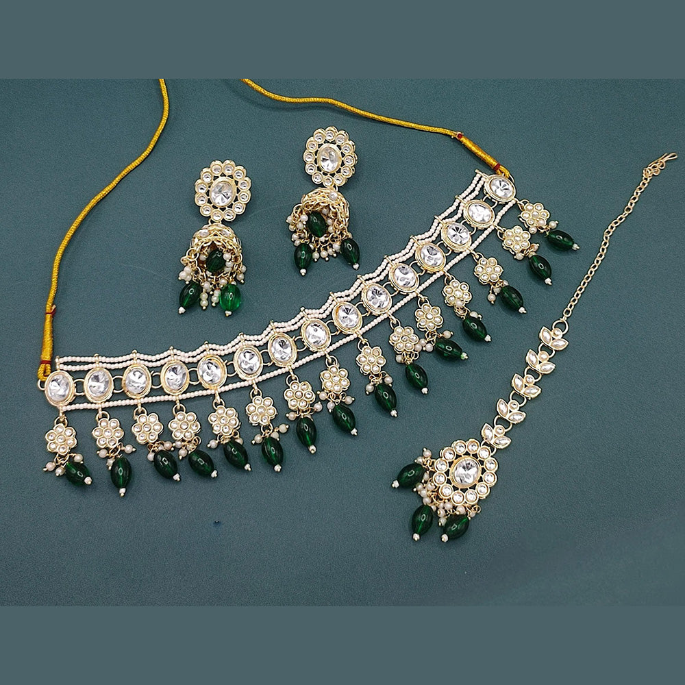 JewelMaze Gold Plated Crystal Stone And Pearls choker Necklace Set - 10573617MR