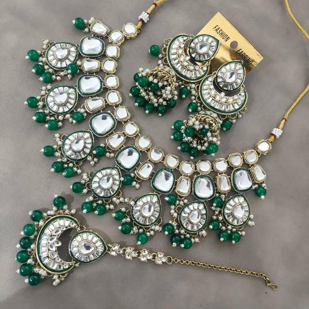 JewelMaze Gold Plated Kundan Stone And Beads Necklace Set - 10731313PK