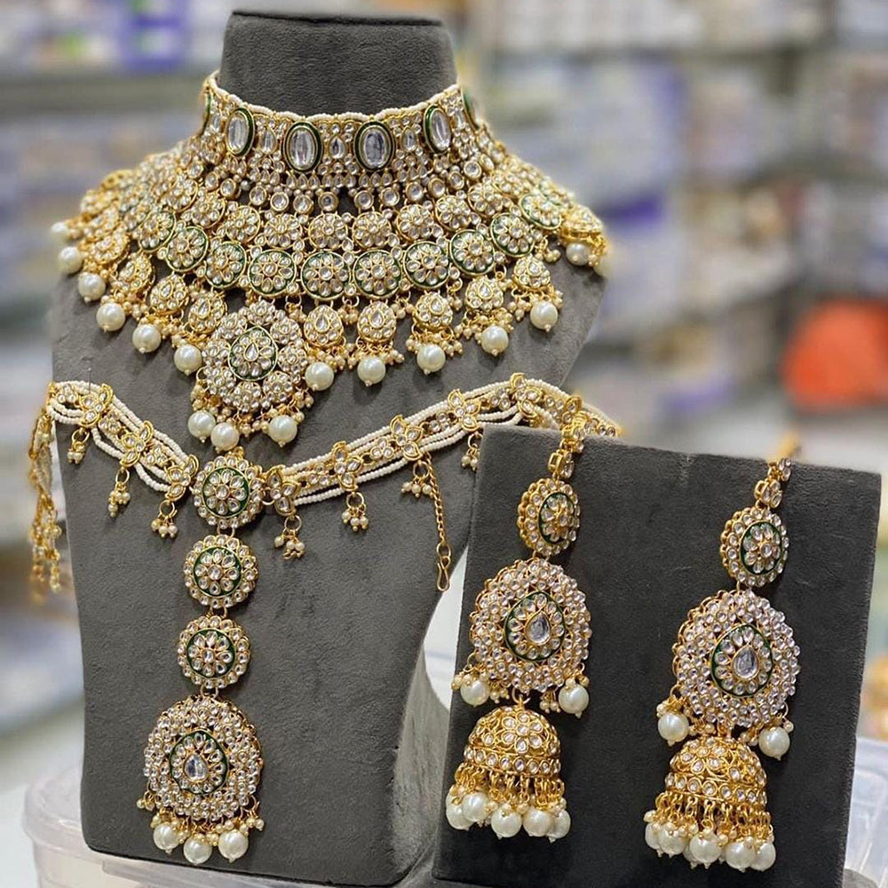 JewelMaze Gold Plated  Kundan Stone And Beads Meenakari Choker Necklace Set - 10731357GR