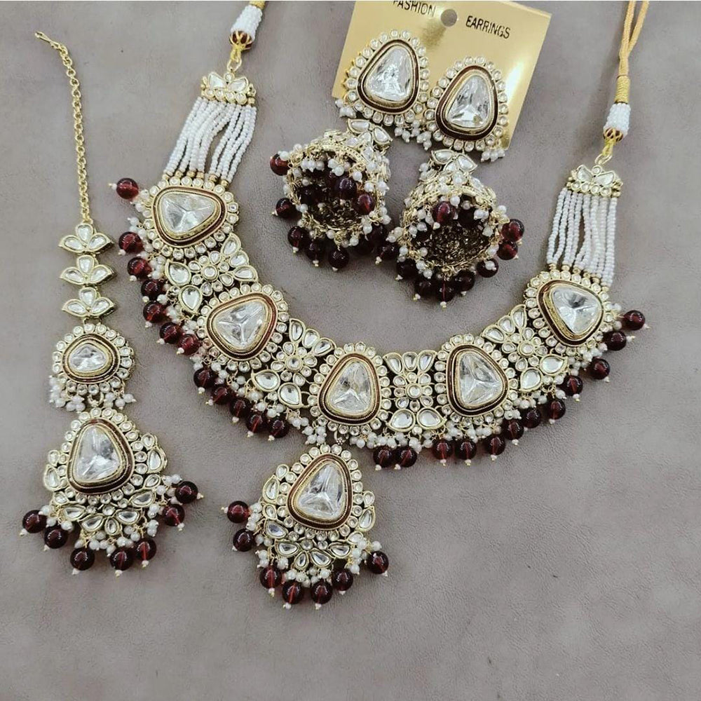 JewelMaze Gold Plated Kundan Stone And Beads Necklace Set - 10731358GR