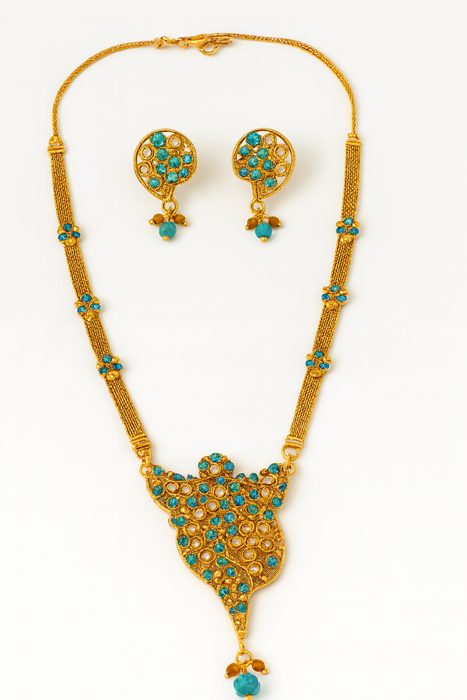JewelMaze Gold Plated Blue Austrian Stone Necklace Set