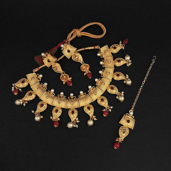 JewelMaze Maroon Austrian Stone And Pearl Necklace Set With Maang Tikka