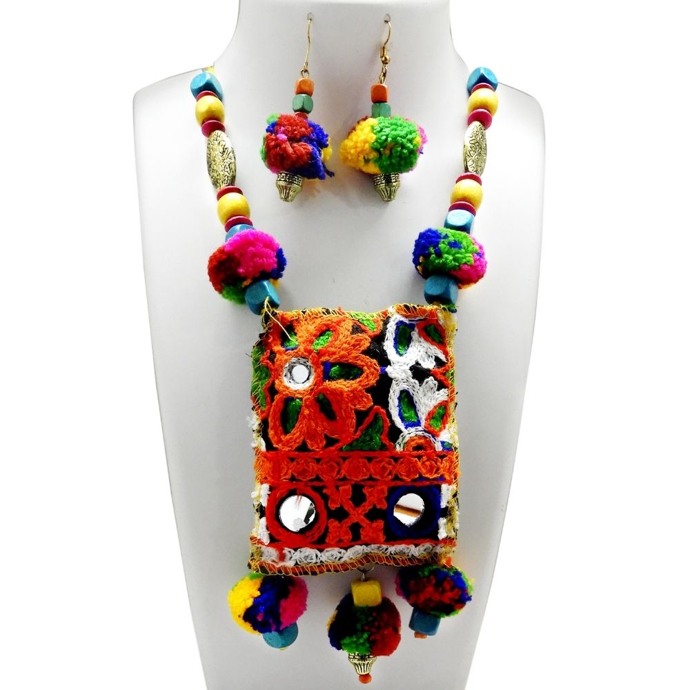 JewelMaze Traditional Thread Necklace Set for Navratri