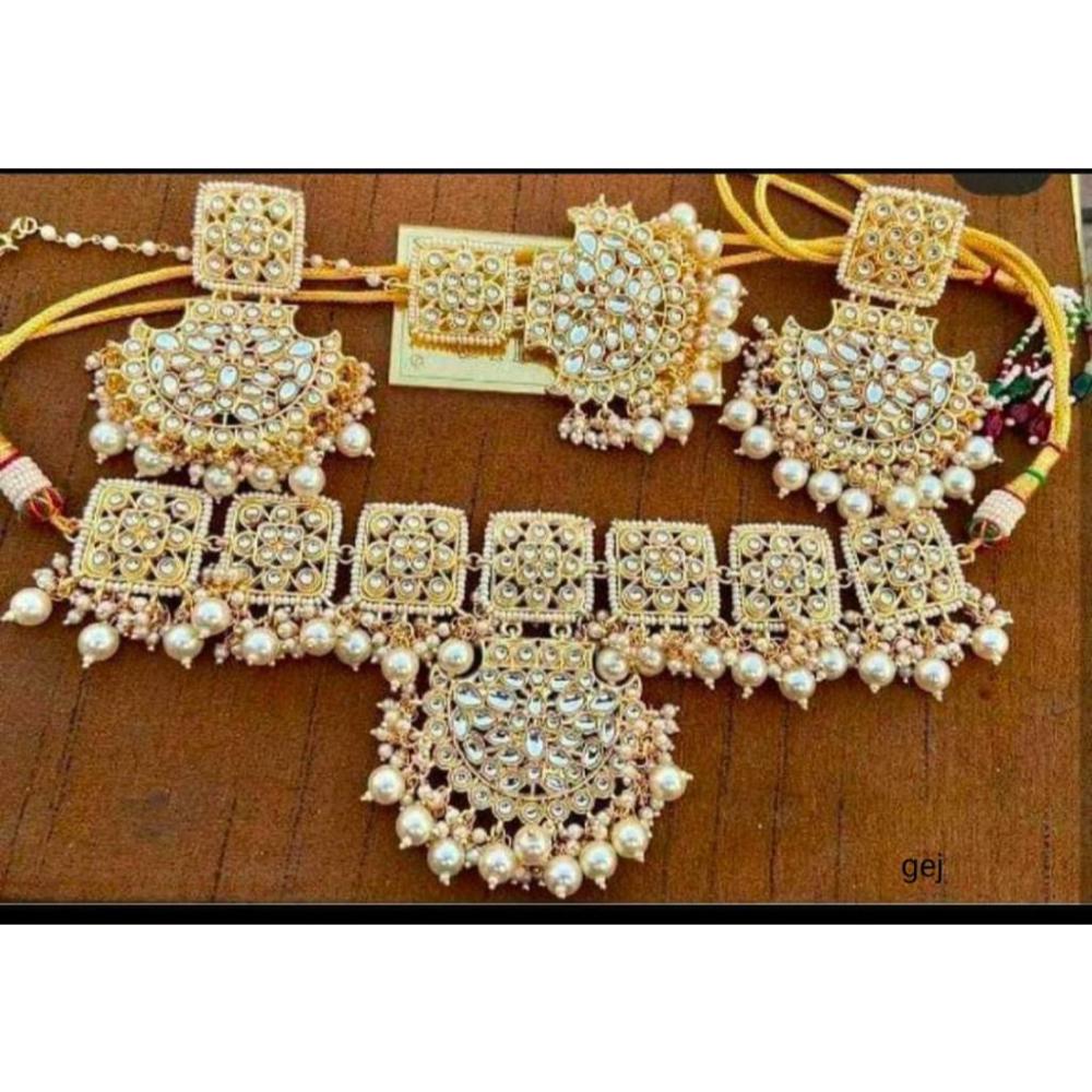 JewelMaze Gold Plated White Beads & Kundan Necklace Set With Maang Tikka