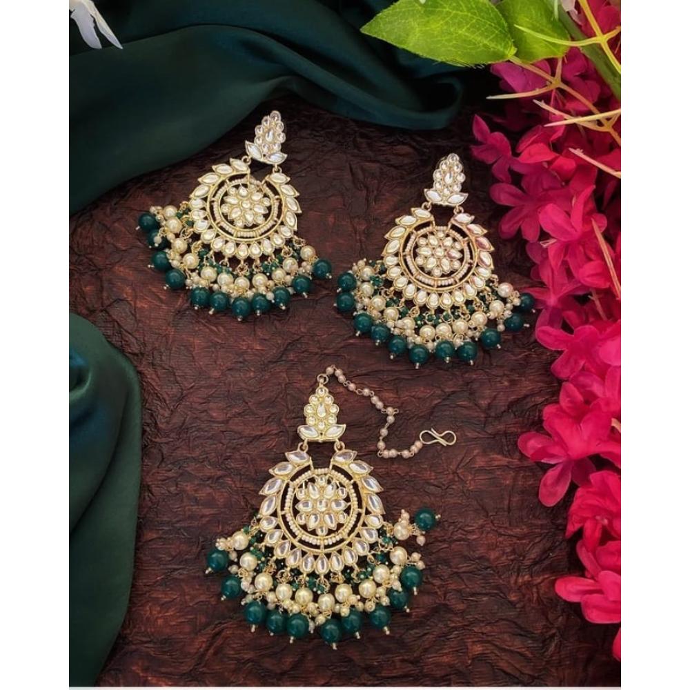 JewelMaze Green Beads & Kundan Dangler Earrings With Maang Tikka