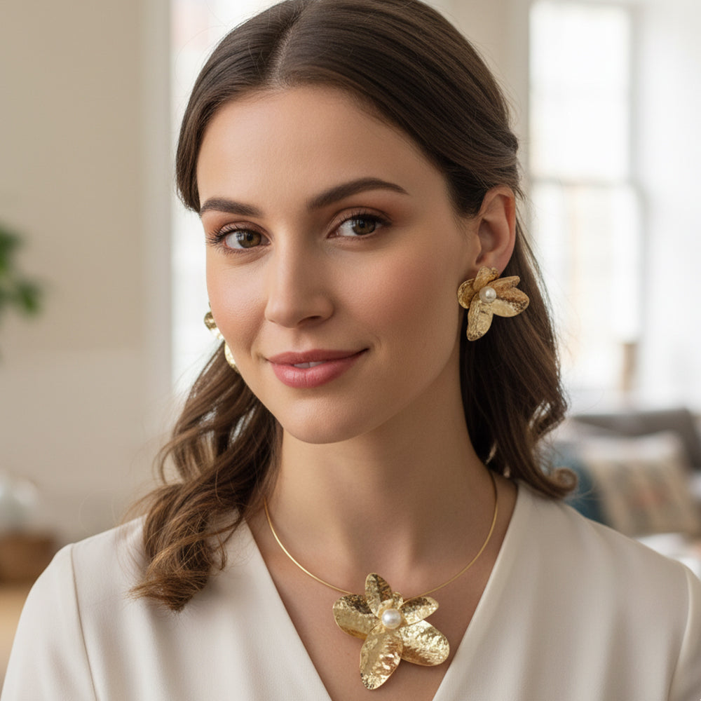 JewelMaze Demi Fine Anti Tarnish Floral Petal Necklace Set