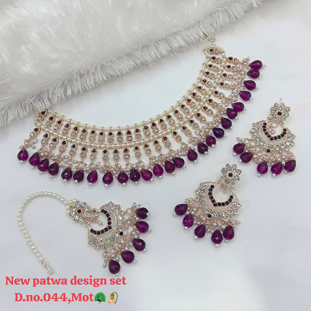 JewelMaze Austrian Stone Choker Necklace Set With Maang Tikka - 11374789