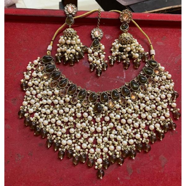 JewelMaze Crystal Stone Gold Plated Choker Necklace Set -11374868MH