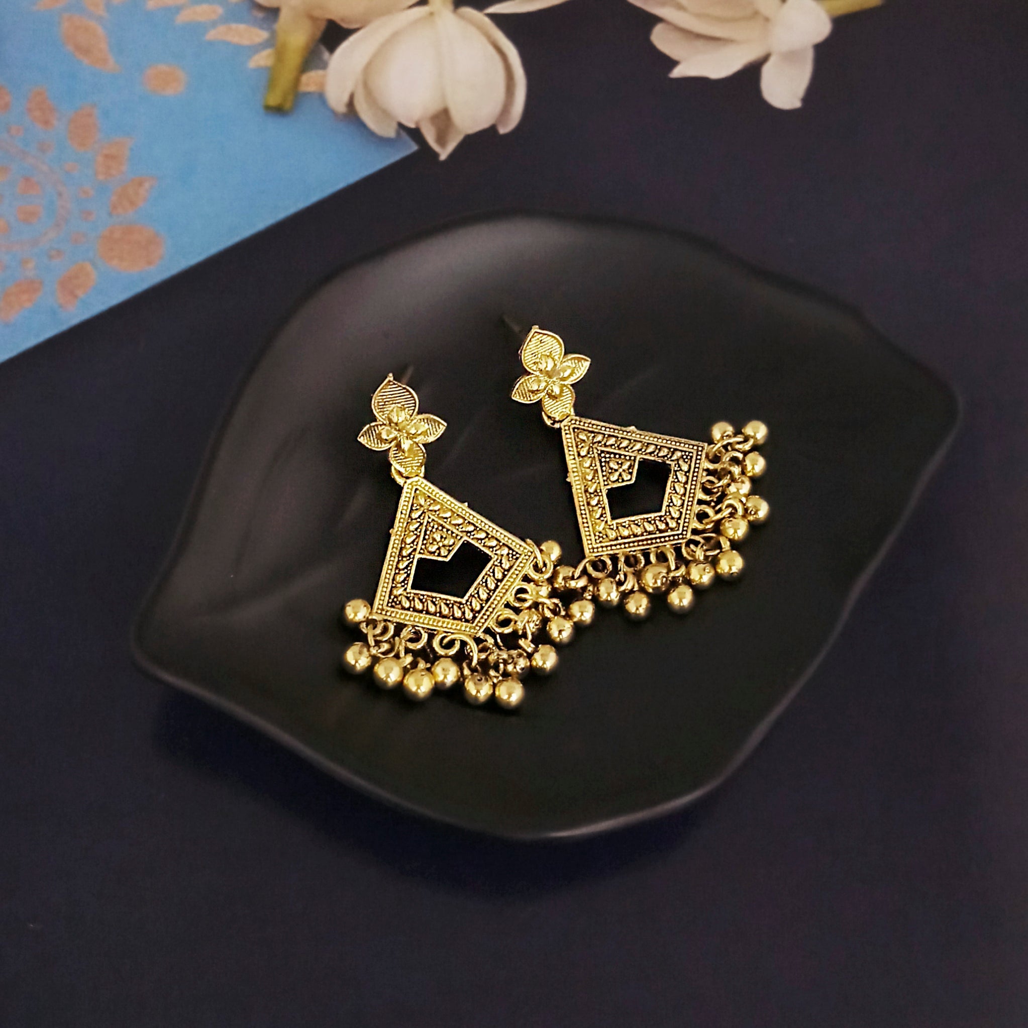 JewelMaze Oxidised Plated Stylish Earrings