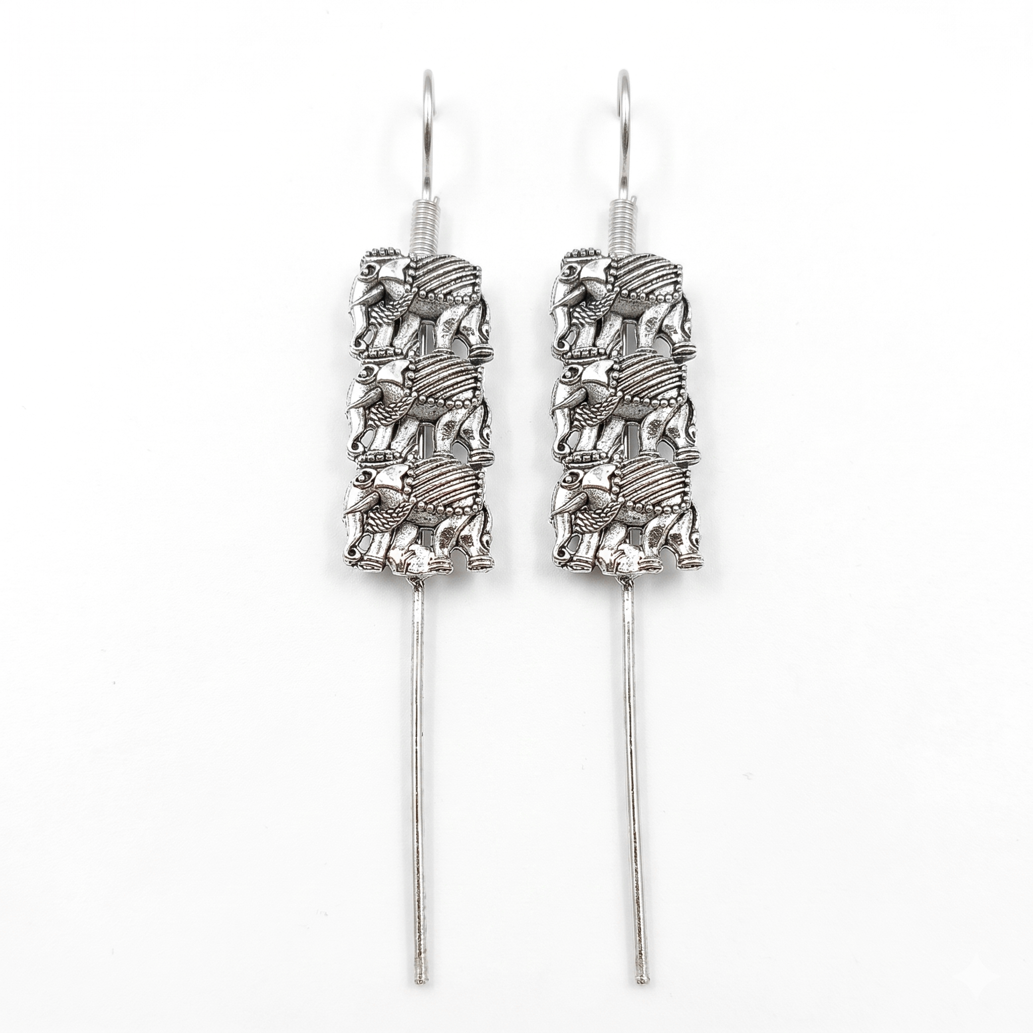 JewelMaze Oxidised Plated Elephant Earcuff