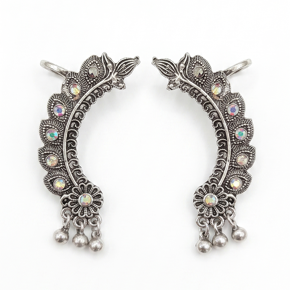 JewelMaze Oxidised Plated Austrian Stone Earcuff