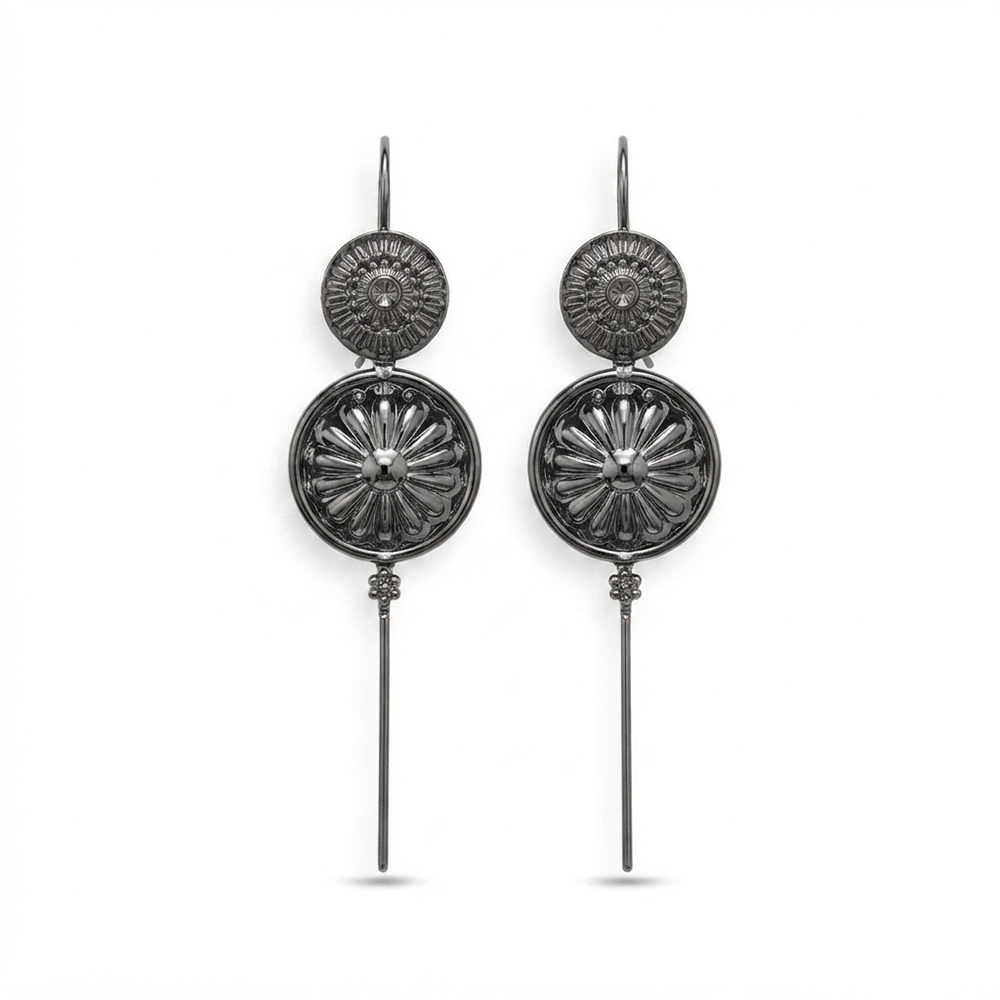 JewelMaze Black Plated Round Ear cuff