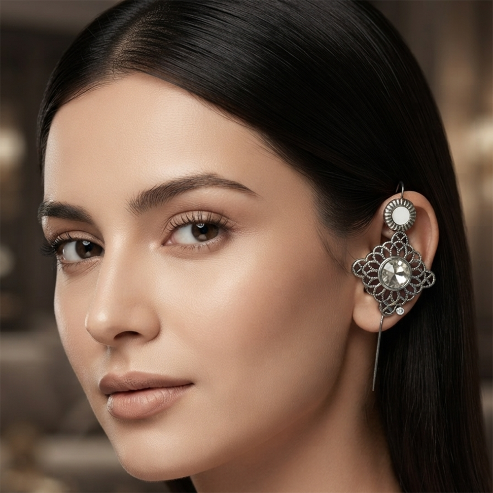 JewelMaze Oxidised Plated Oval Ear cuff