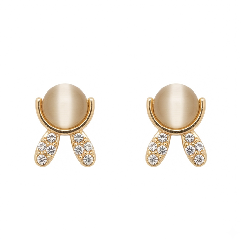 JewelMaze Exclusive Gold Plated Crystal Stone Elegant Earrings
