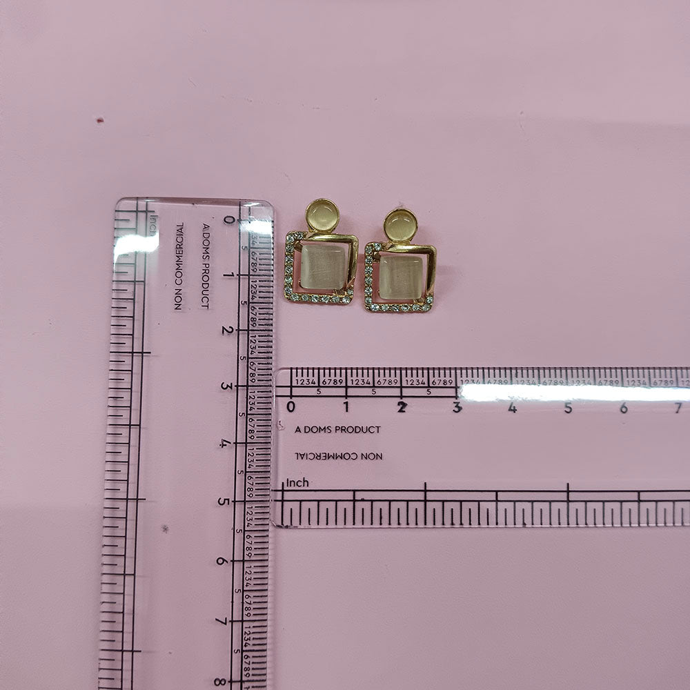 JewelMaze Exclusive Gold Plated Crystal Stone Elegant Earrings