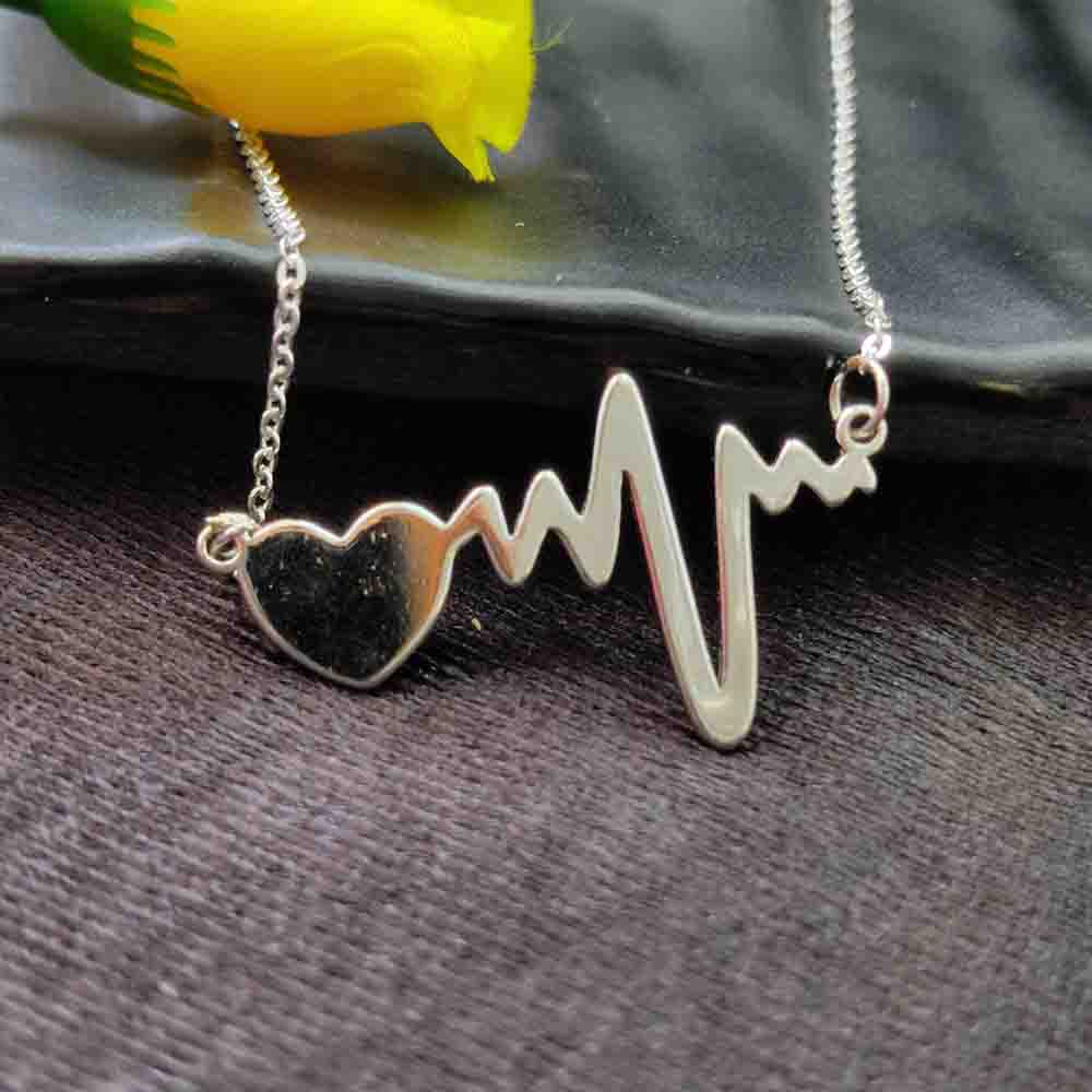 JewelMaze Heart Beat Shape Chain Pendant - 113114608RG