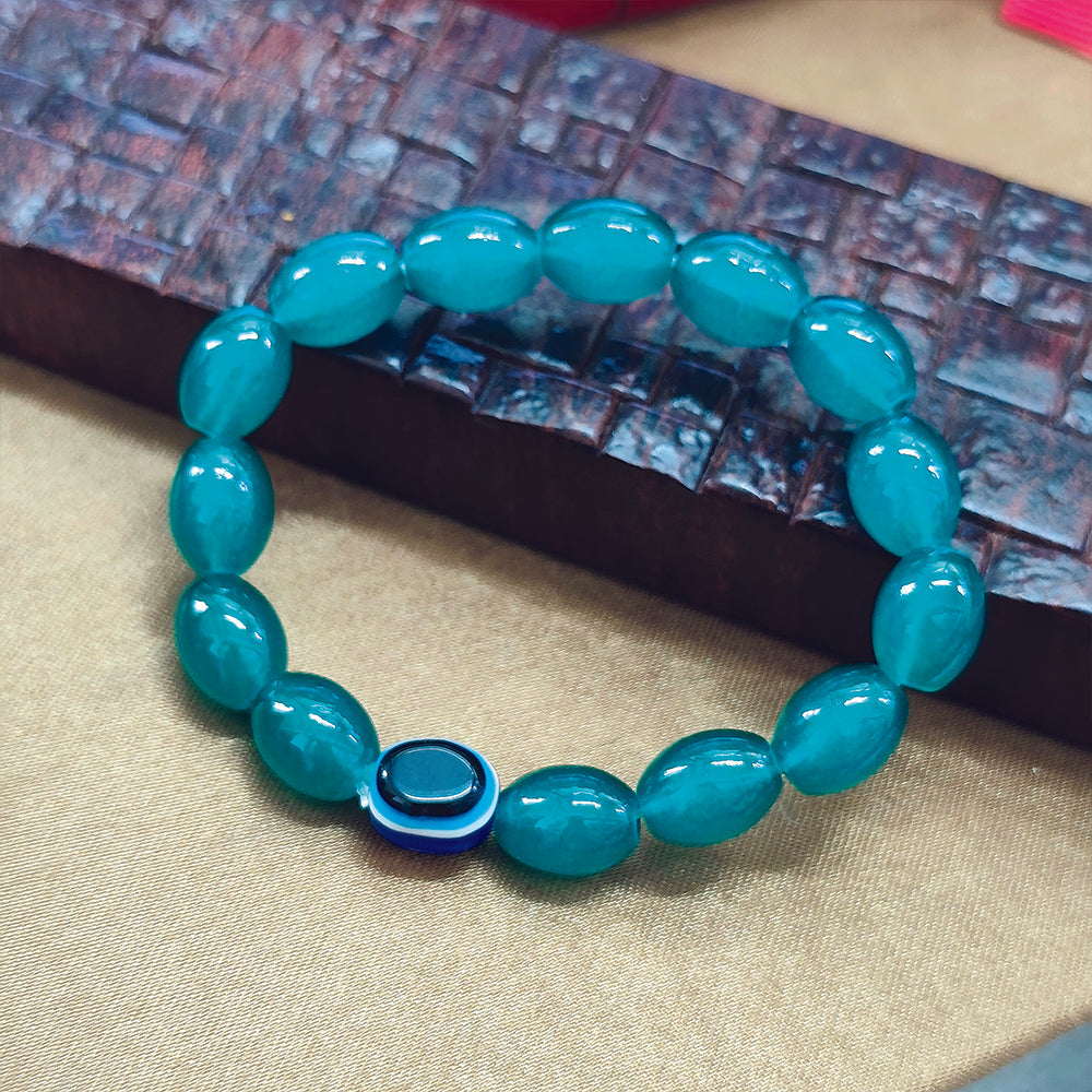JewelMaze Rama Green Glass Beads Bracelet