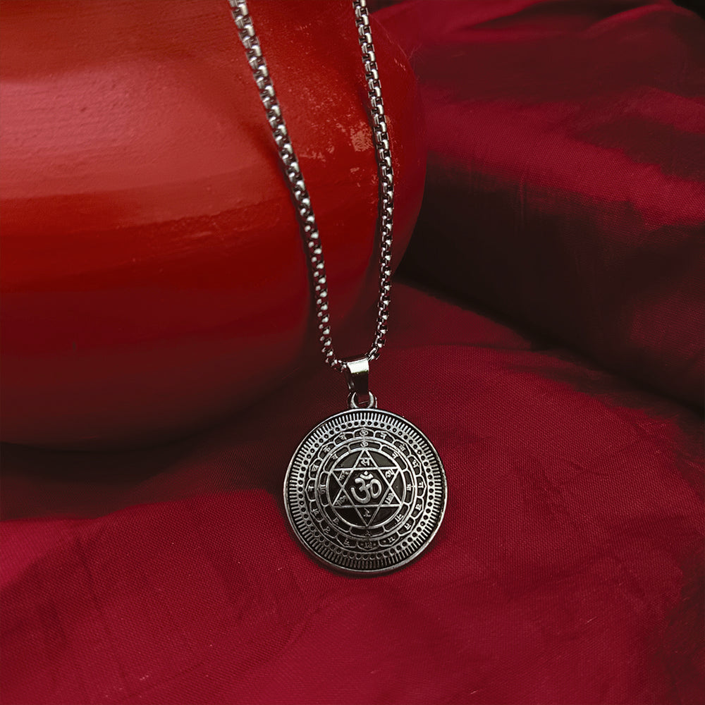 JewelMaze Sudarshan chakra Yantram Chain Pendant