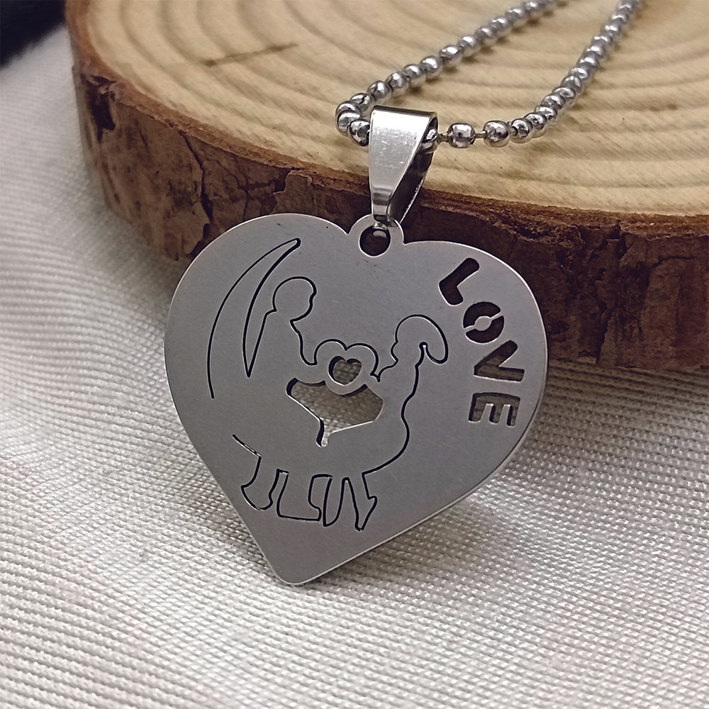 JewelMaze Couple Heart Shape Love Chain Pendant For Men