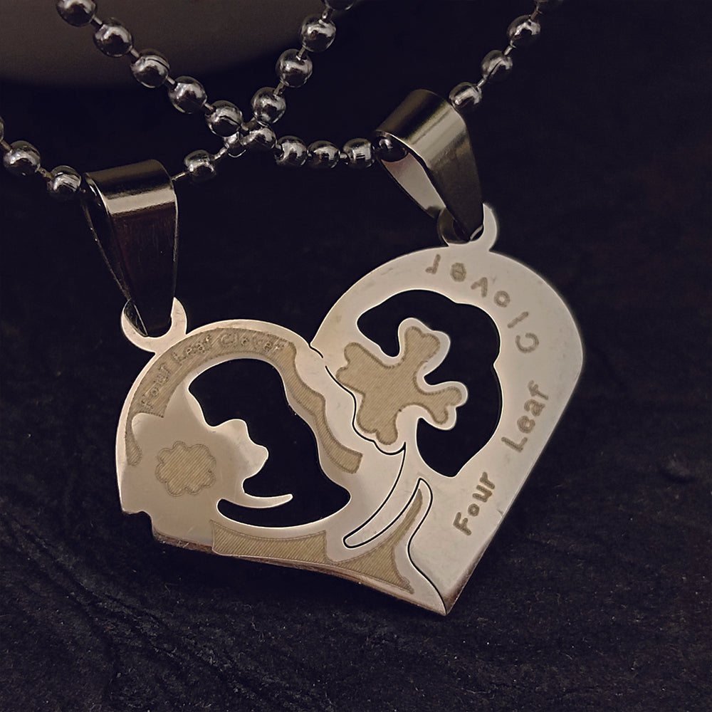 JewelMaze Heart Four Leaf Love Chain Pendant- 1404886