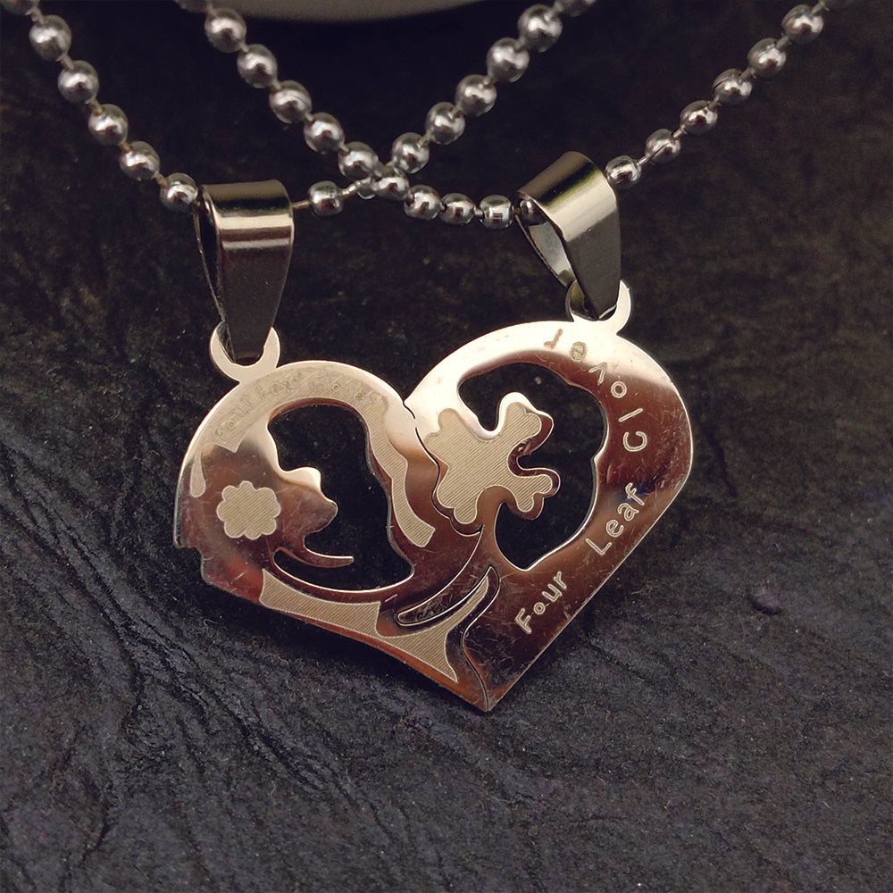 JewelMaze Heart Four Leaf Love Chain Pendant- 1404886