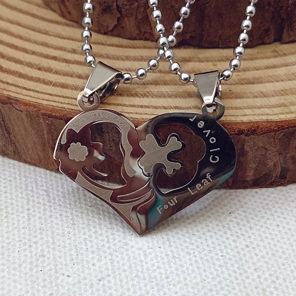 JewelMaze Heart Four Leaf Love Chain Pendant- 1404886