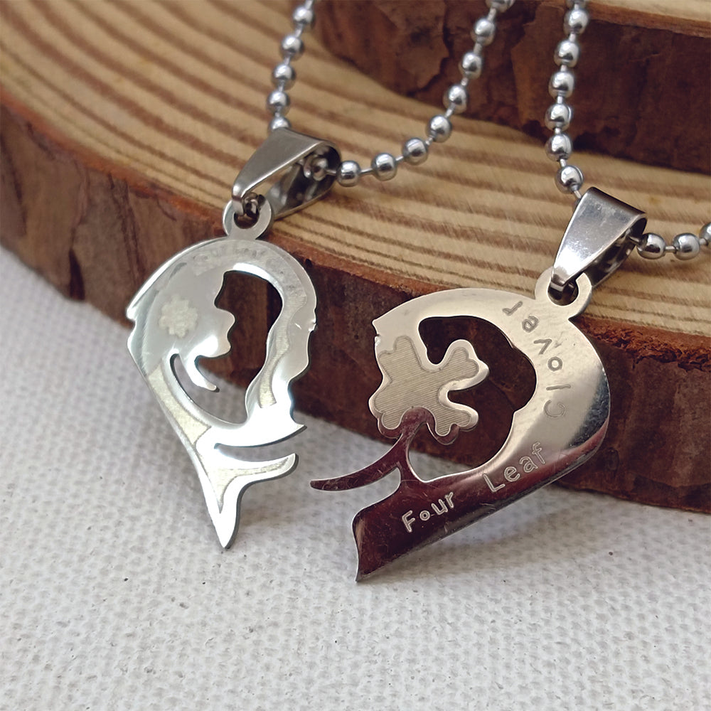 JewelMaze Heart Four Leaf Love Chain Pendant- 1404886