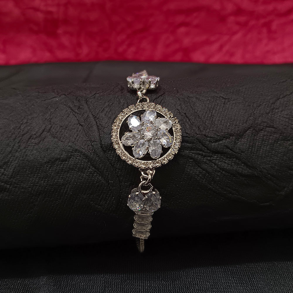 JewelMaze Delicate Floral Silver Ad Bracelet For Party Wear
