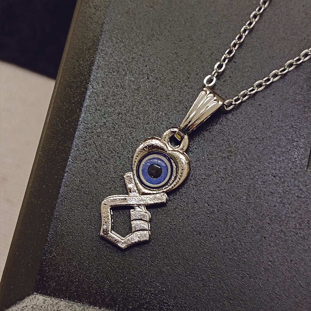 JewelMaze Heart  And Hand Shaped Evil Eye Chain Pendant - 1405018
