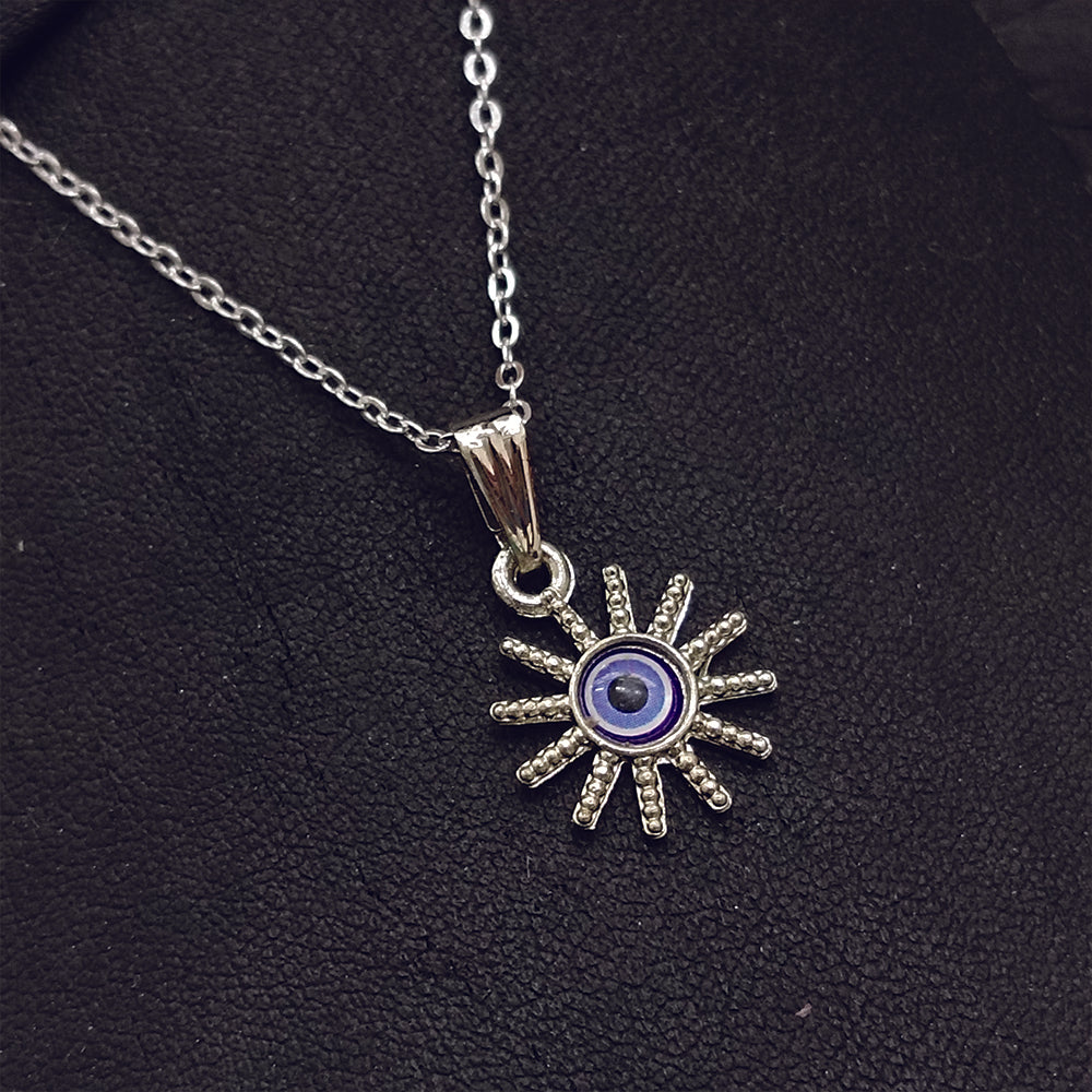 JewelMaze Star Shaped Evil Eye Chain Pendant - 1405019