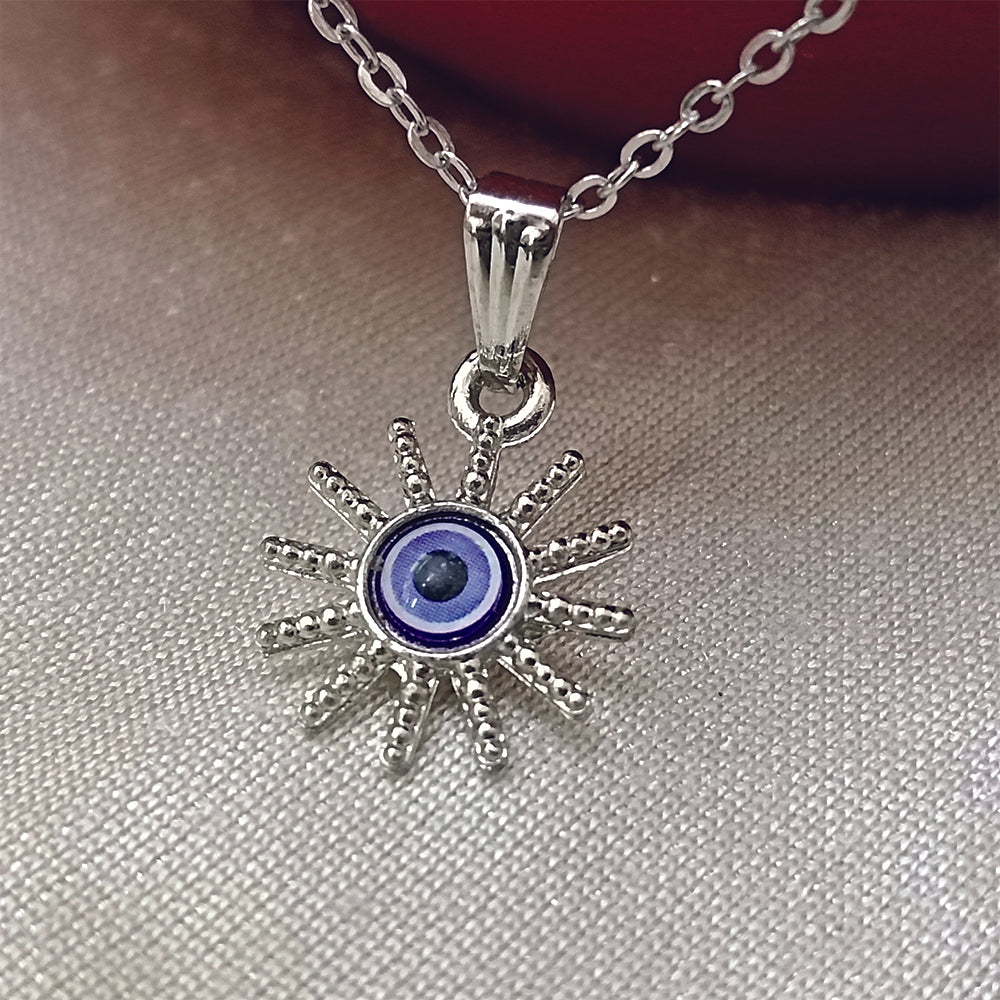 JewelMaze Star Shaped Evil Eye Chain Pendant - 1405019