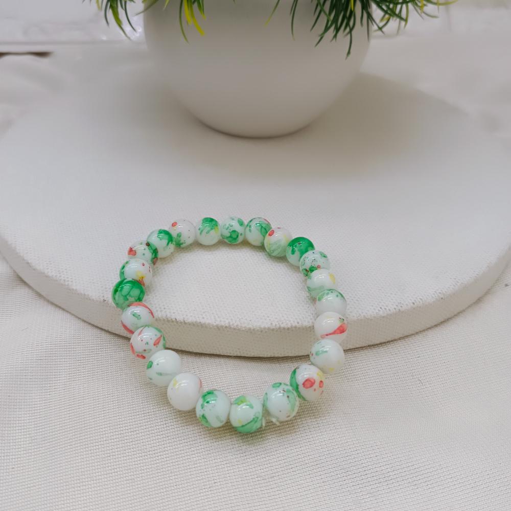 JewelMaze Green Glass Beads Bracelet - 1405103