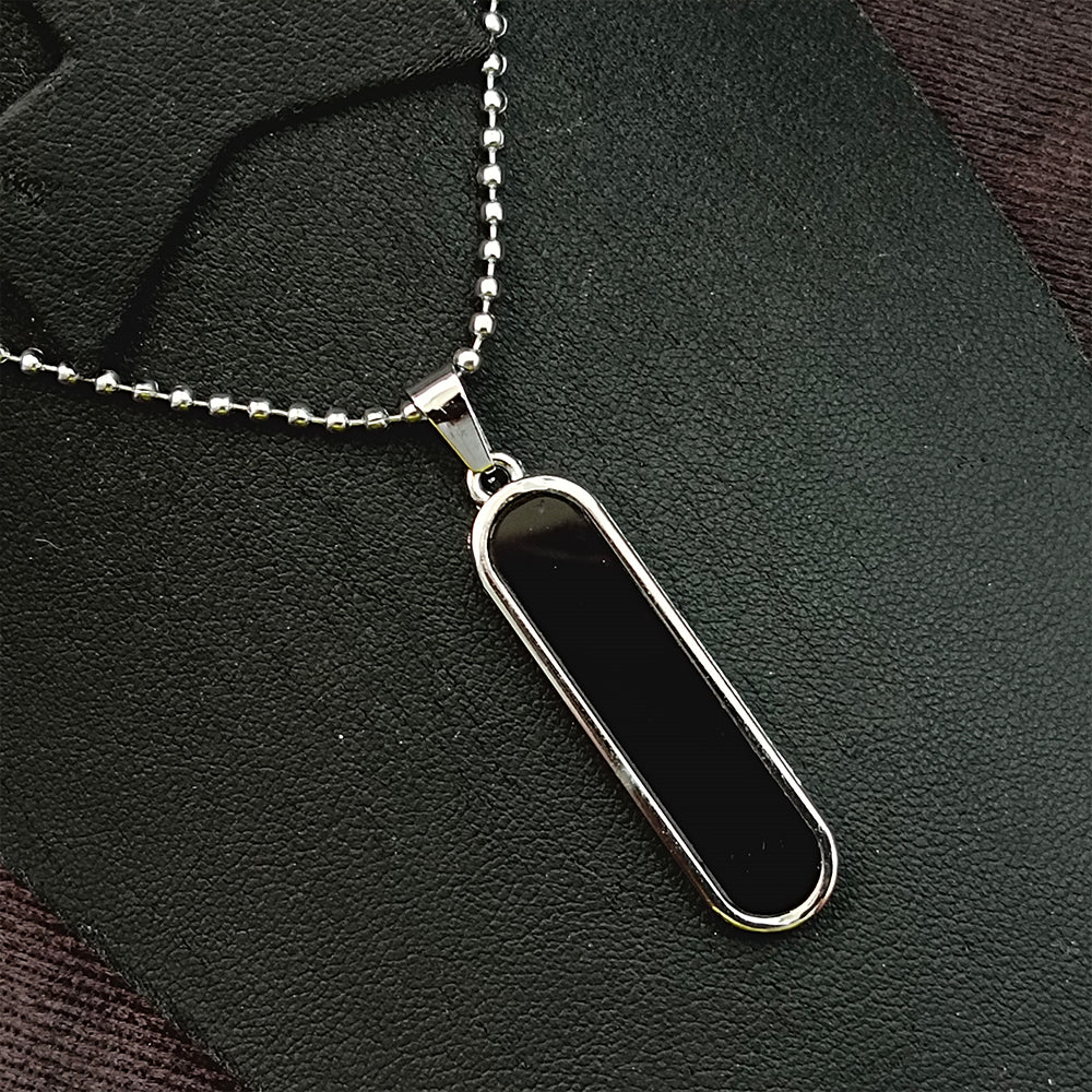 JewelMaze Black Enamel Chain Pendant For Men