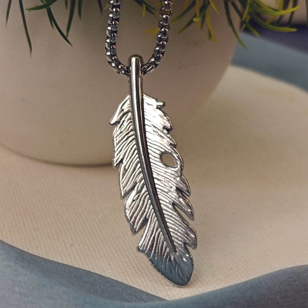 JewelMaze Stylish Feather Chain Pendent for Mens