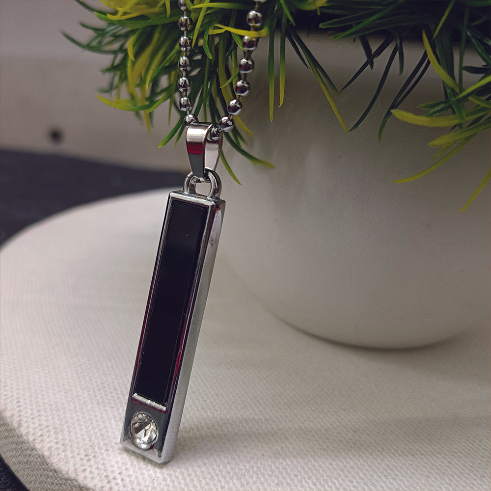 Jewelmaze Sleek Rectangular Black Inlay Pendant with Chain for Men's