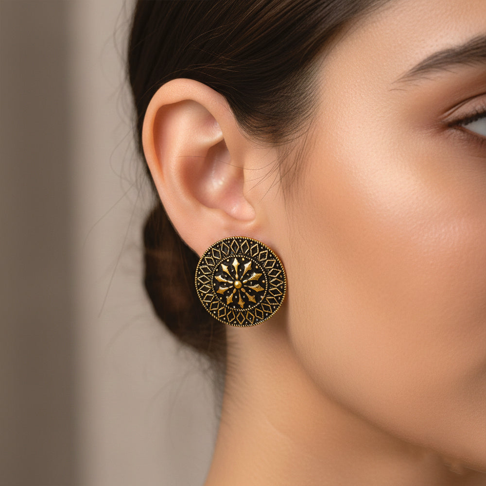 JewelMaze Set of 5 Antique Gold Plated Stud Earring Combo