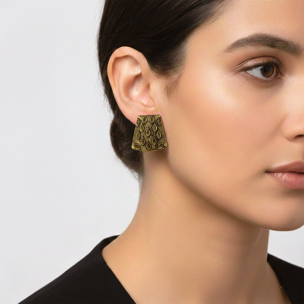 JewelMaze Set of 5 Antique Gold Plated Earring Stud Combo