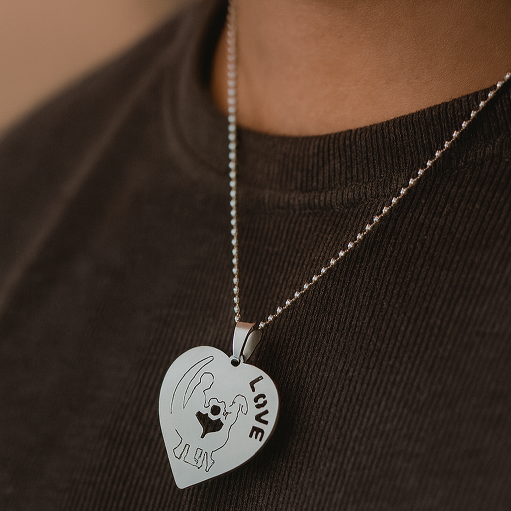 JewelMaze Couple Heart Shape Love Chain Pendant For Men