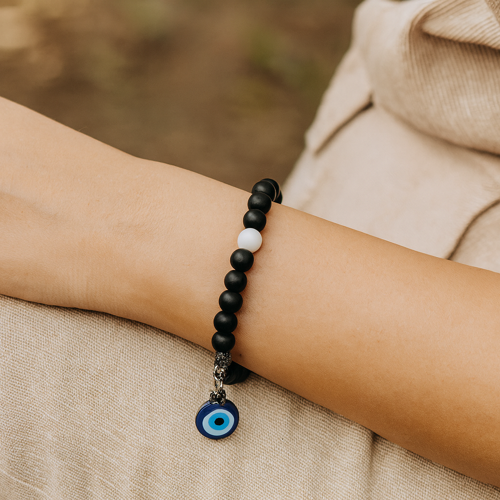 JewelMaze Black Beads Evil Eye Bracelet