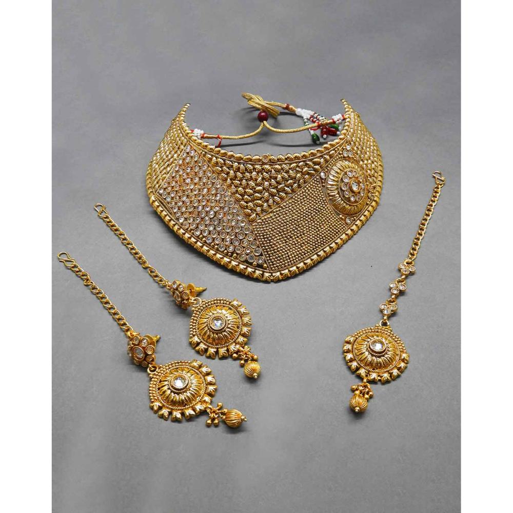 JewelMaze Kundan Stone Copper Necklace Set With Maang Tikka