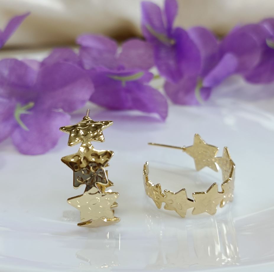 JewelMaze Gold Plated Star Design Fashion Hoop Earring