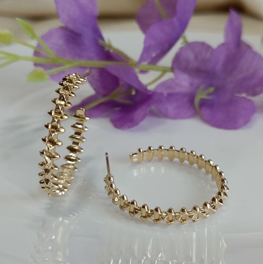 JewelMaze Clash De Cartier Style Fashion Hoop Earring - HER 1988-Gold