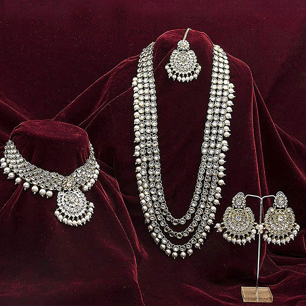JewelMaze Gold Plated Kundan Stone And Beads Bridal Set - IJ325BL