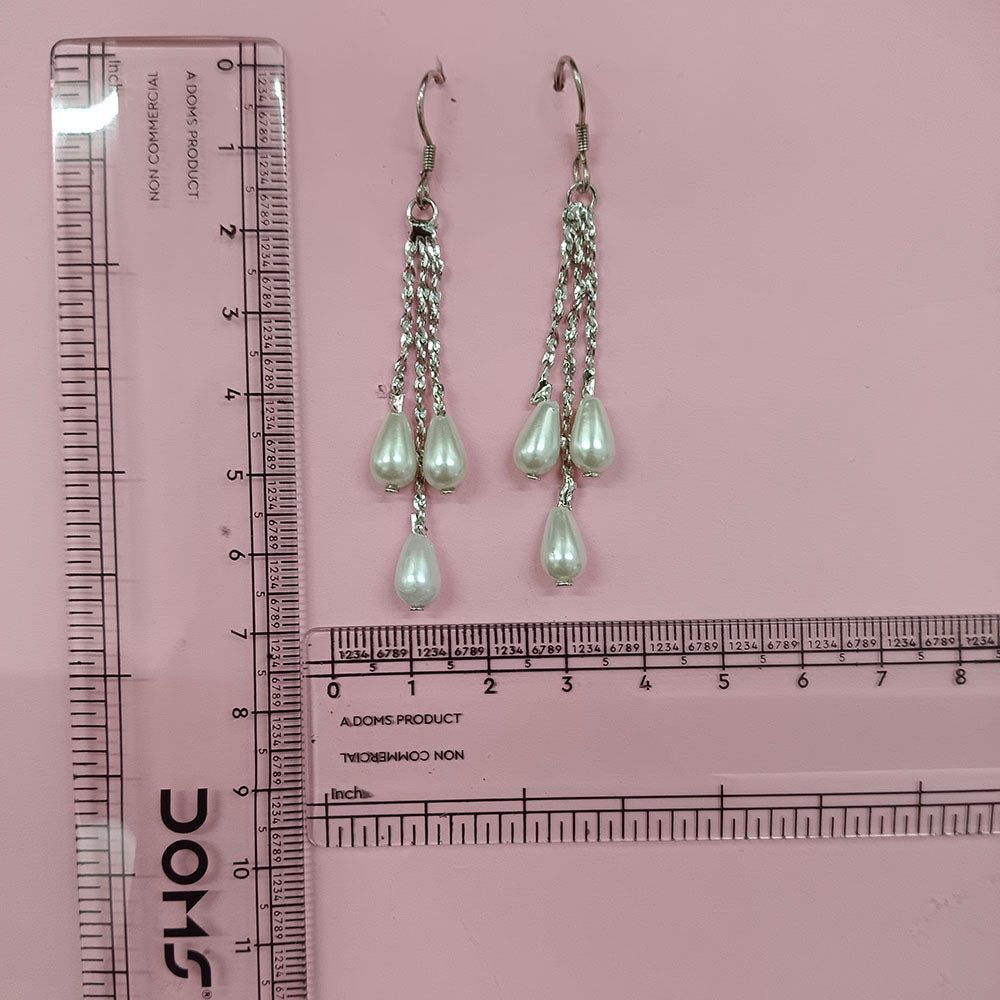 JewelMaze Modern Dangler earrings with pearl Drop