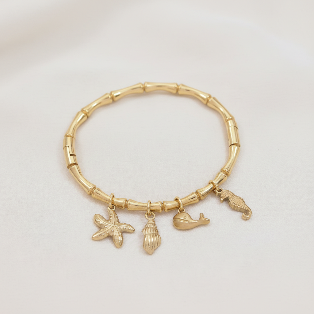 JewelMaze Demi Fine Anti Tarnish Charm Bracelet