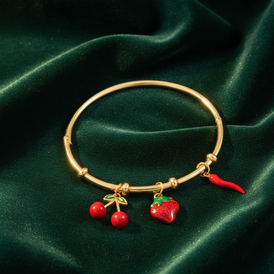 JewelMaze Demi Fine Anti Tarnish Charm Bracelet