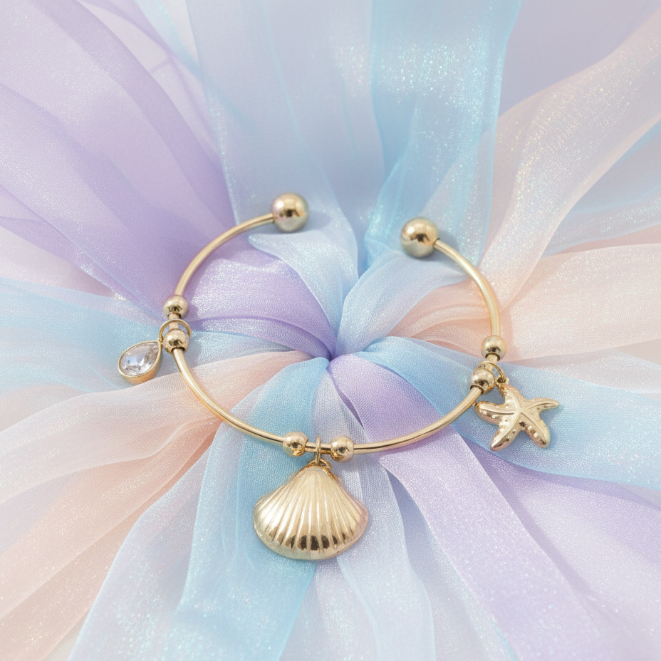 JewelMaze Demi Fine Anti Tarnish Charm Bracelet