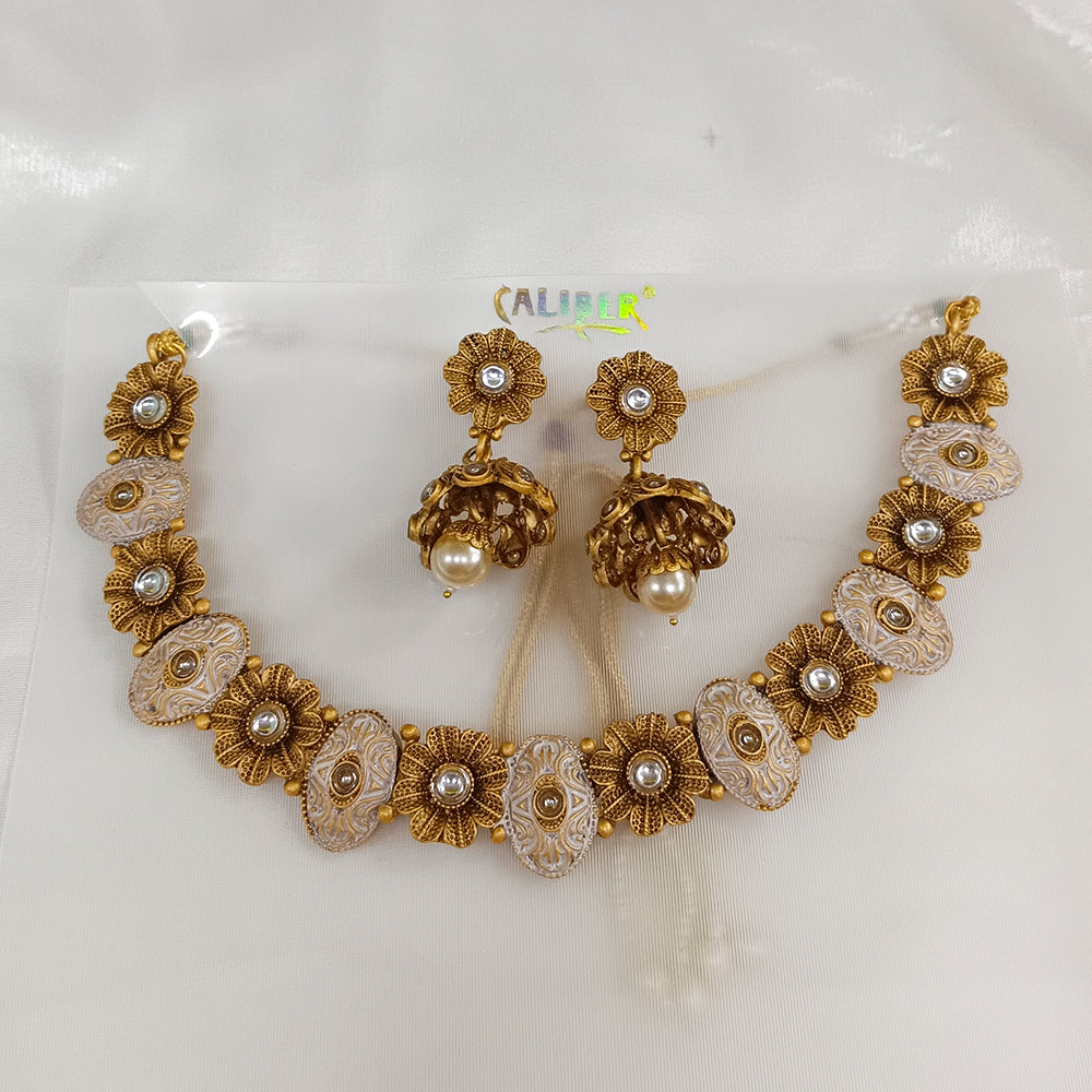 JewelMaze Kundan Stone Gold Plated Choker Necklace Set - JW-10161063WH ( Art No. 469469697001 )