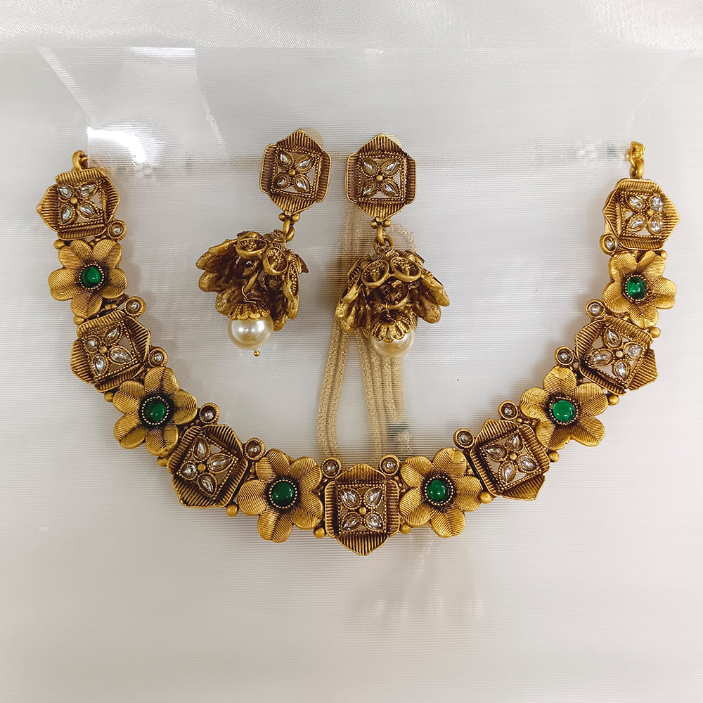 JewelMaze Kundan Stone Gold Plated Choker Necklace Set - JW-10161064GR ( Art No. 469469698001 )